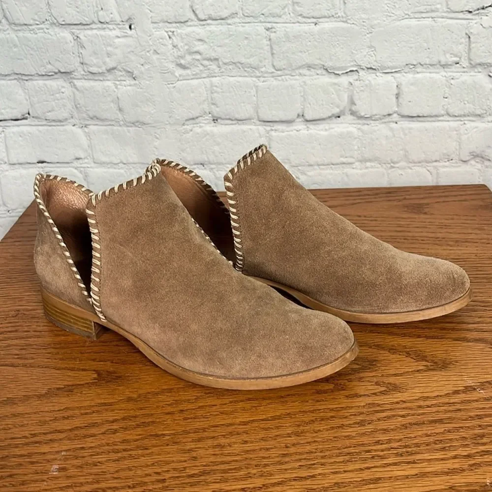 Garnet Hill Women’s EU size 39 Suede Booties Tan